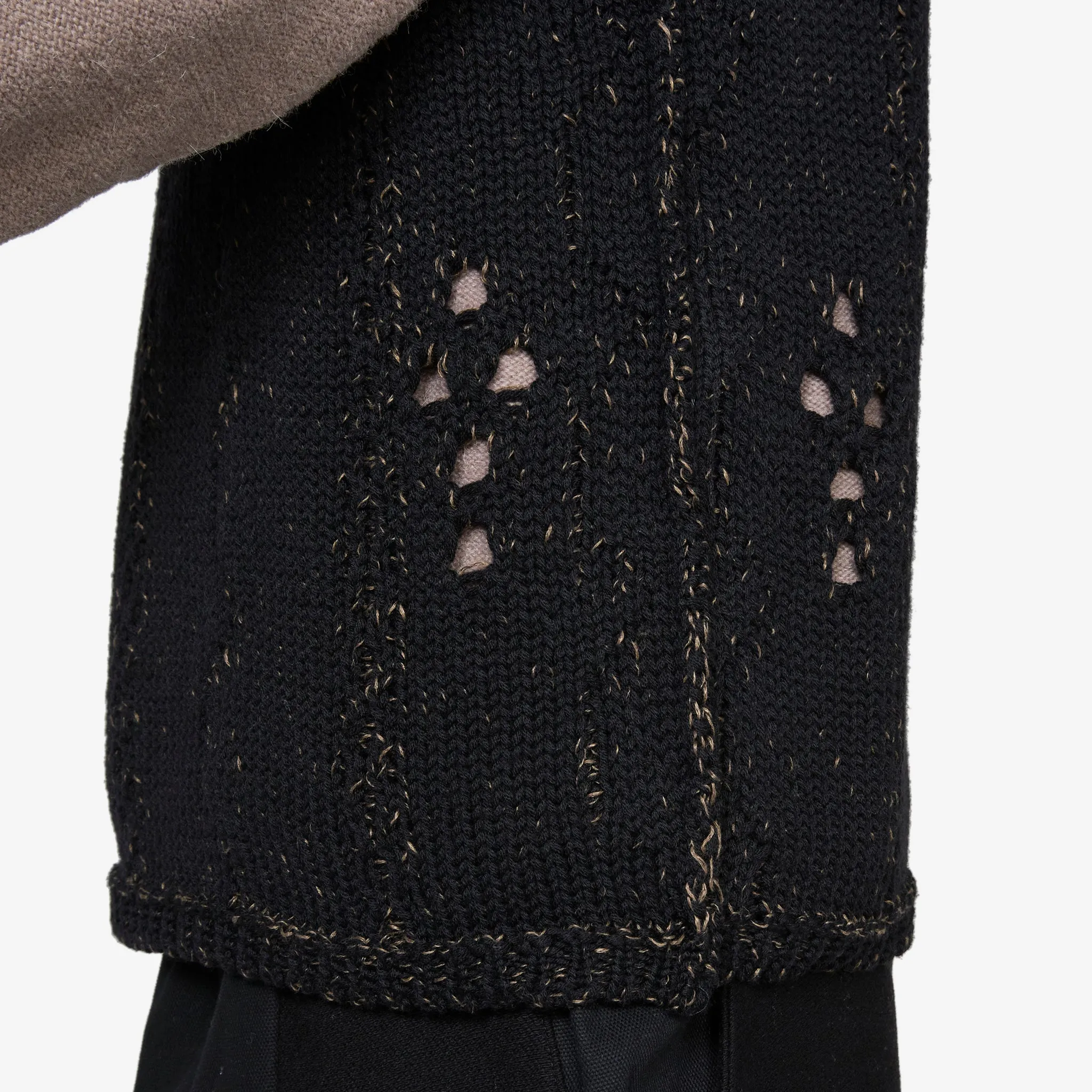 Cable Roundneck Vest Black
