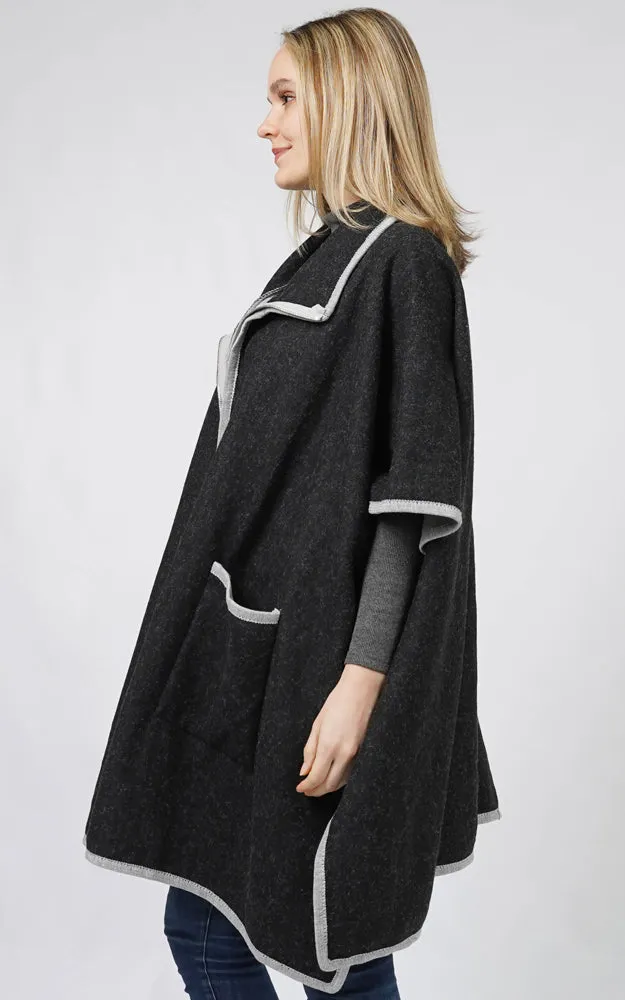 EVT10820 CONTRAST TRIM ZIP-UP CAPE