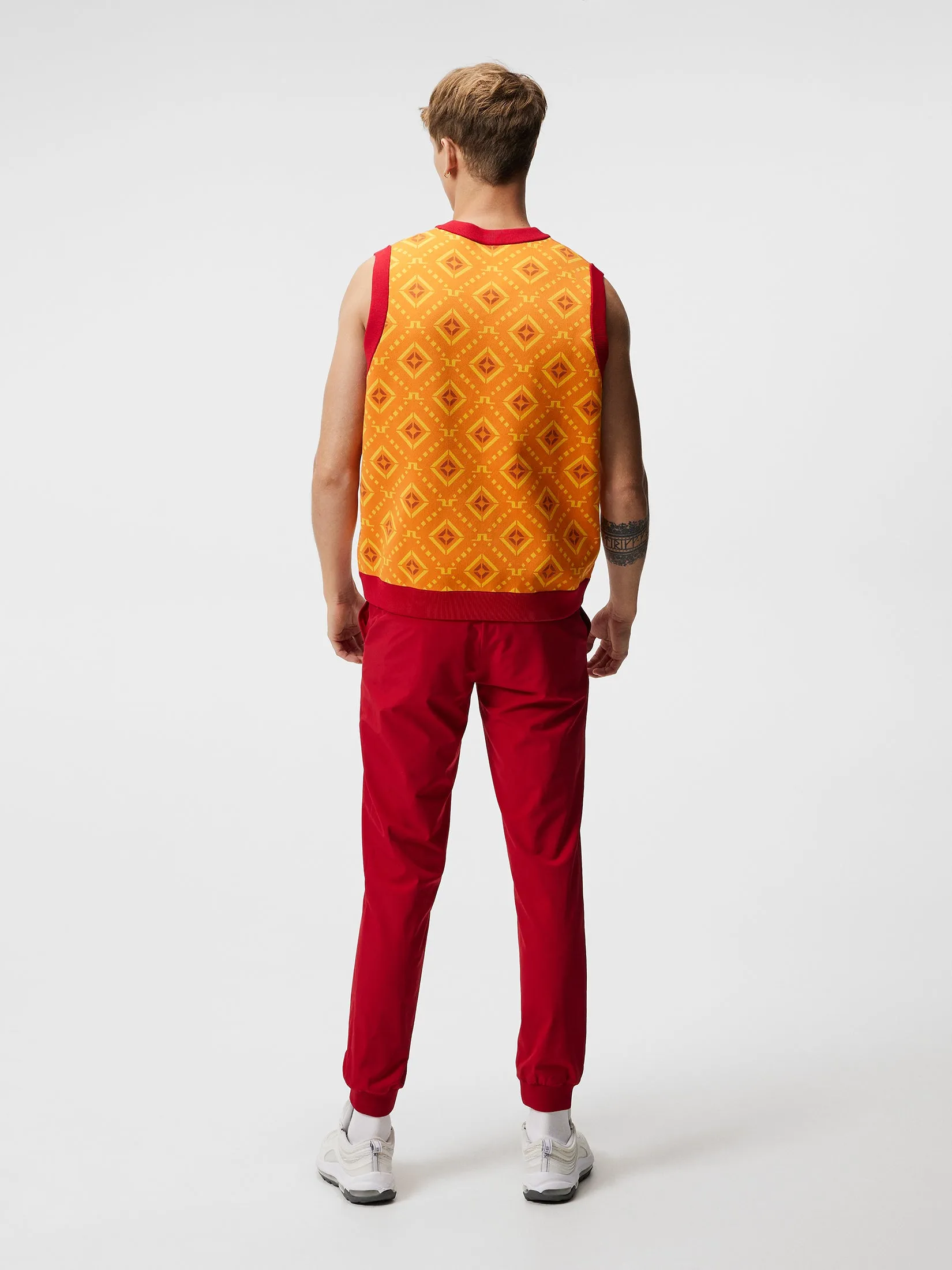 Jack Knitted Vest / Orange Diamond logo