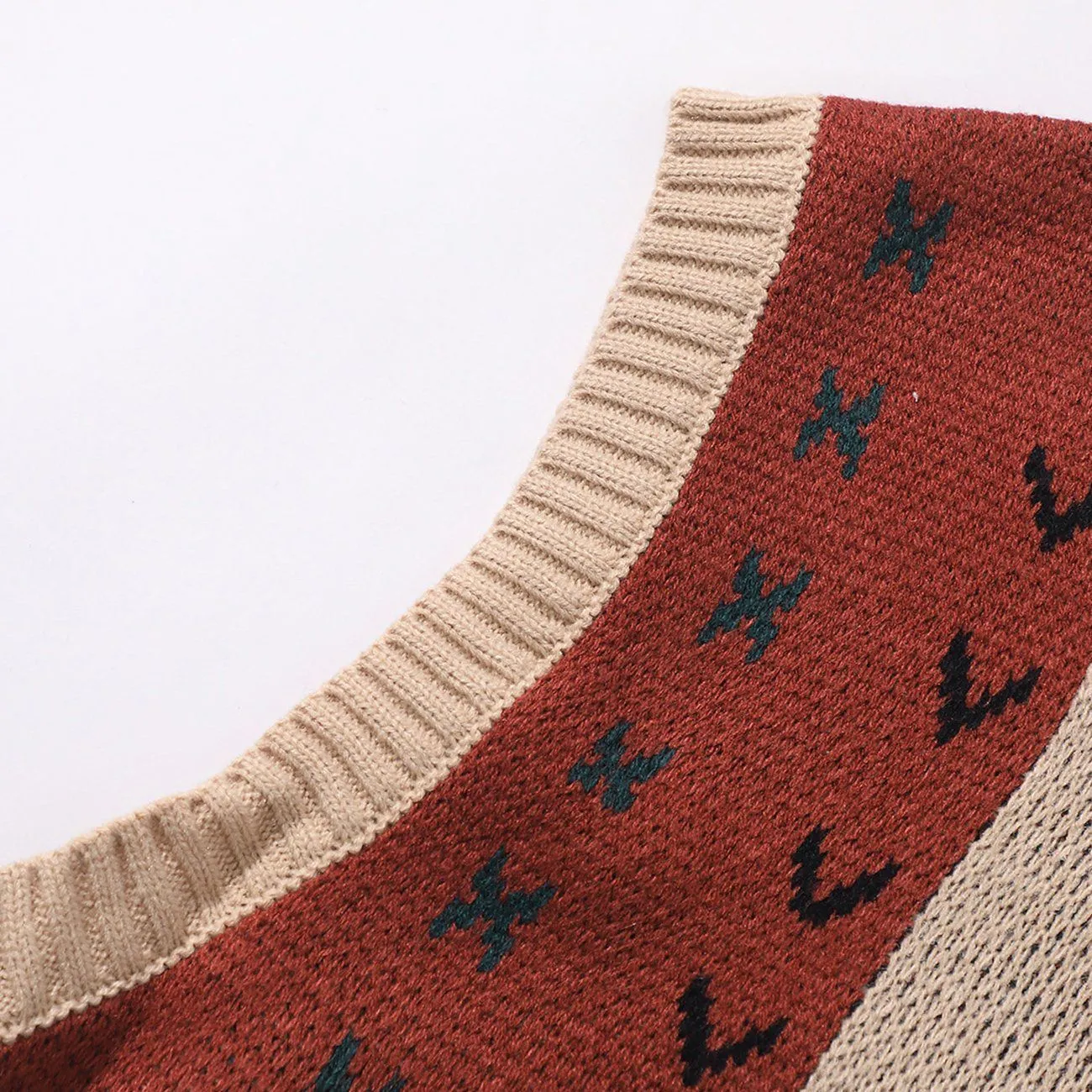 JUSTNOTAG Lily Pattern Knitted Sweater Vest