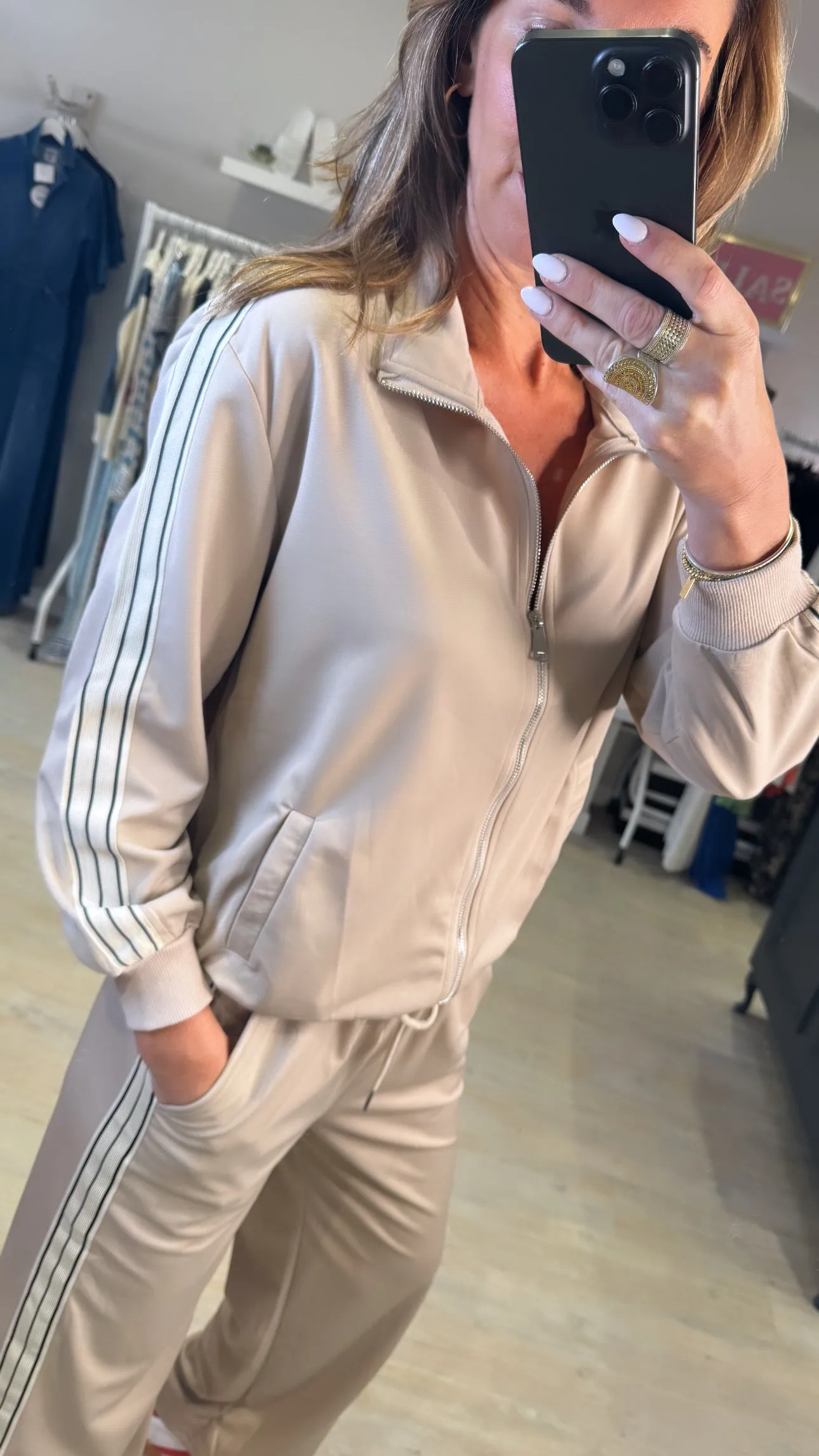 Martha zip trough track top