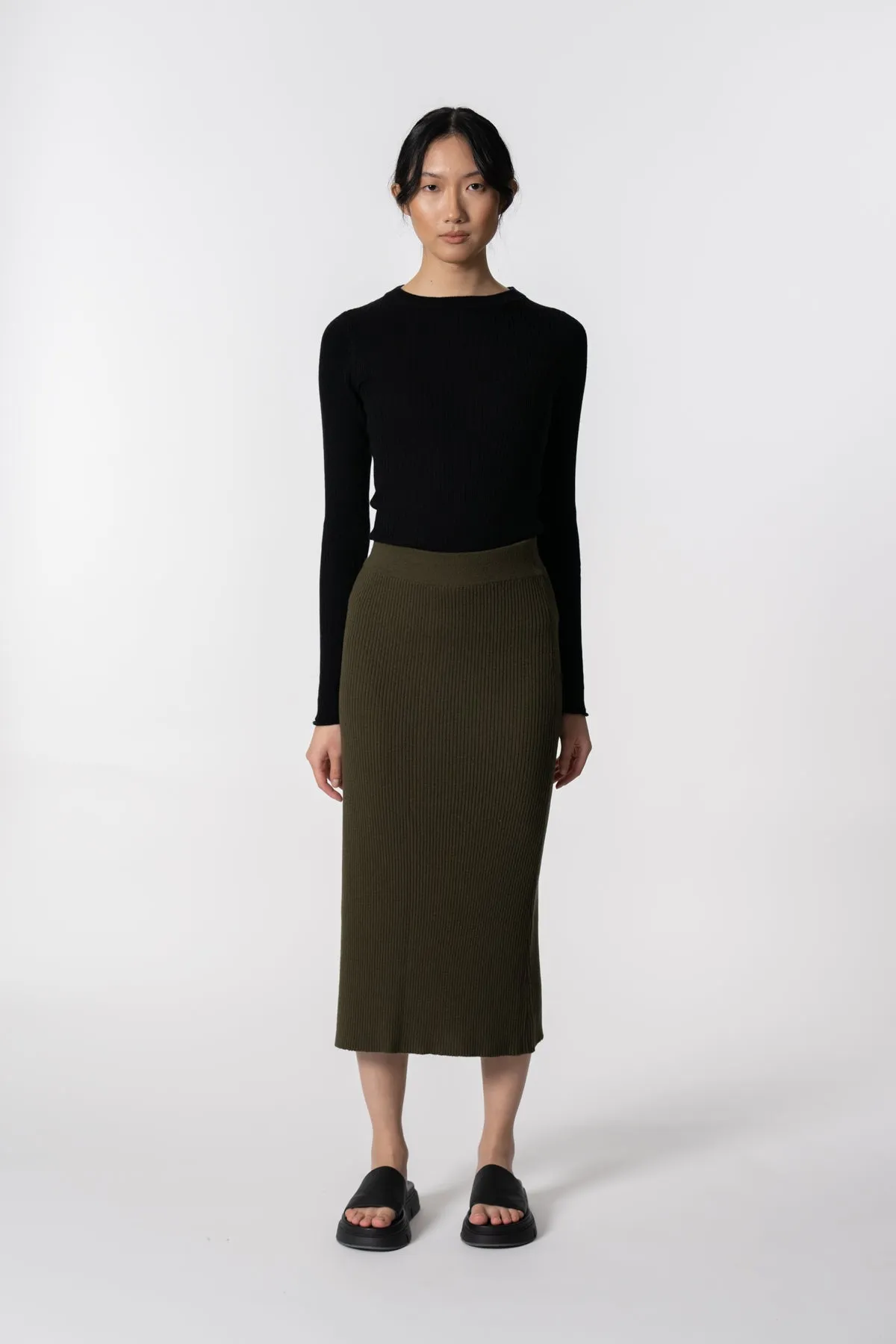 Merino Rib Skirt In Olive Green