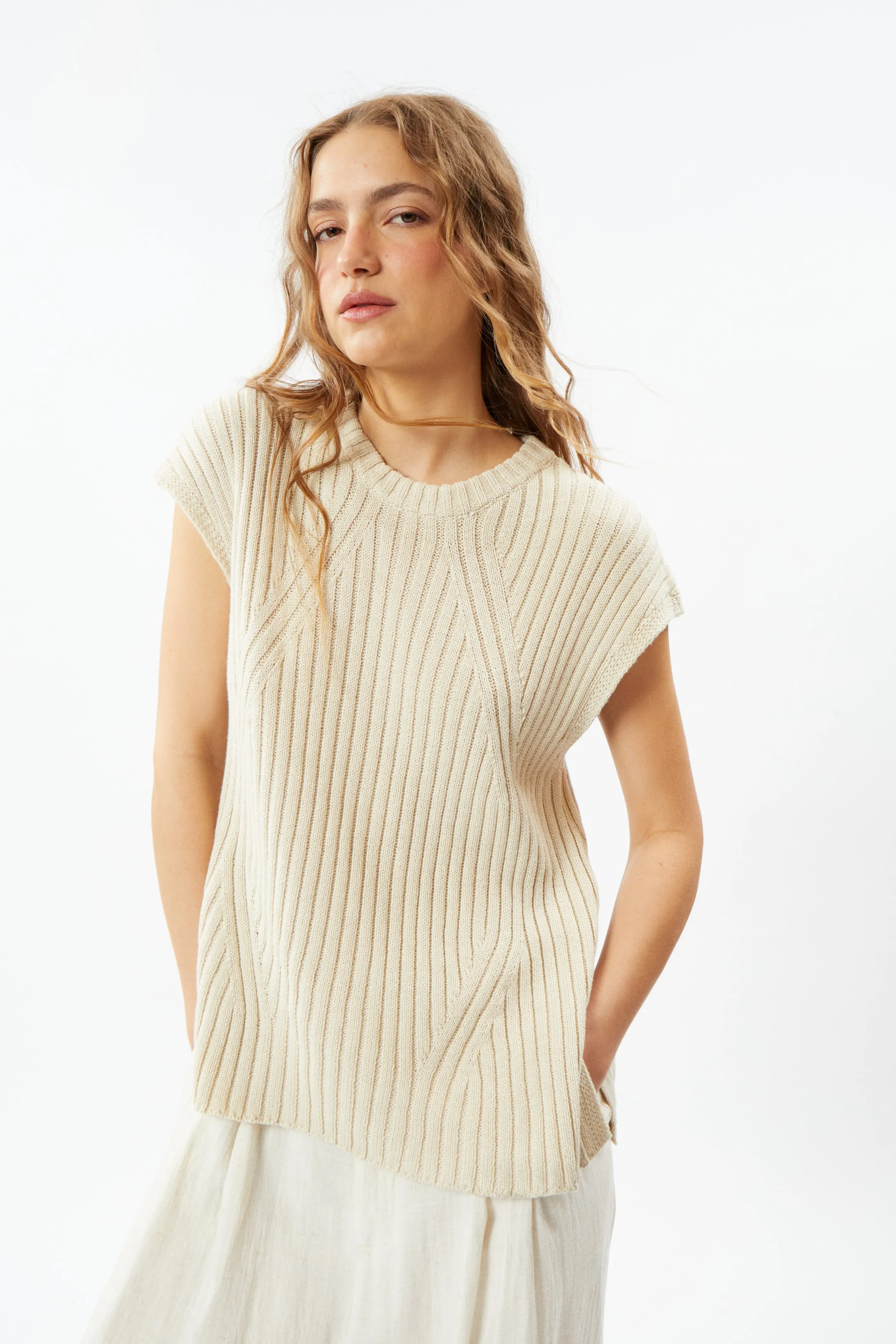 MIGUEL ANGEL  KNITTED VEST