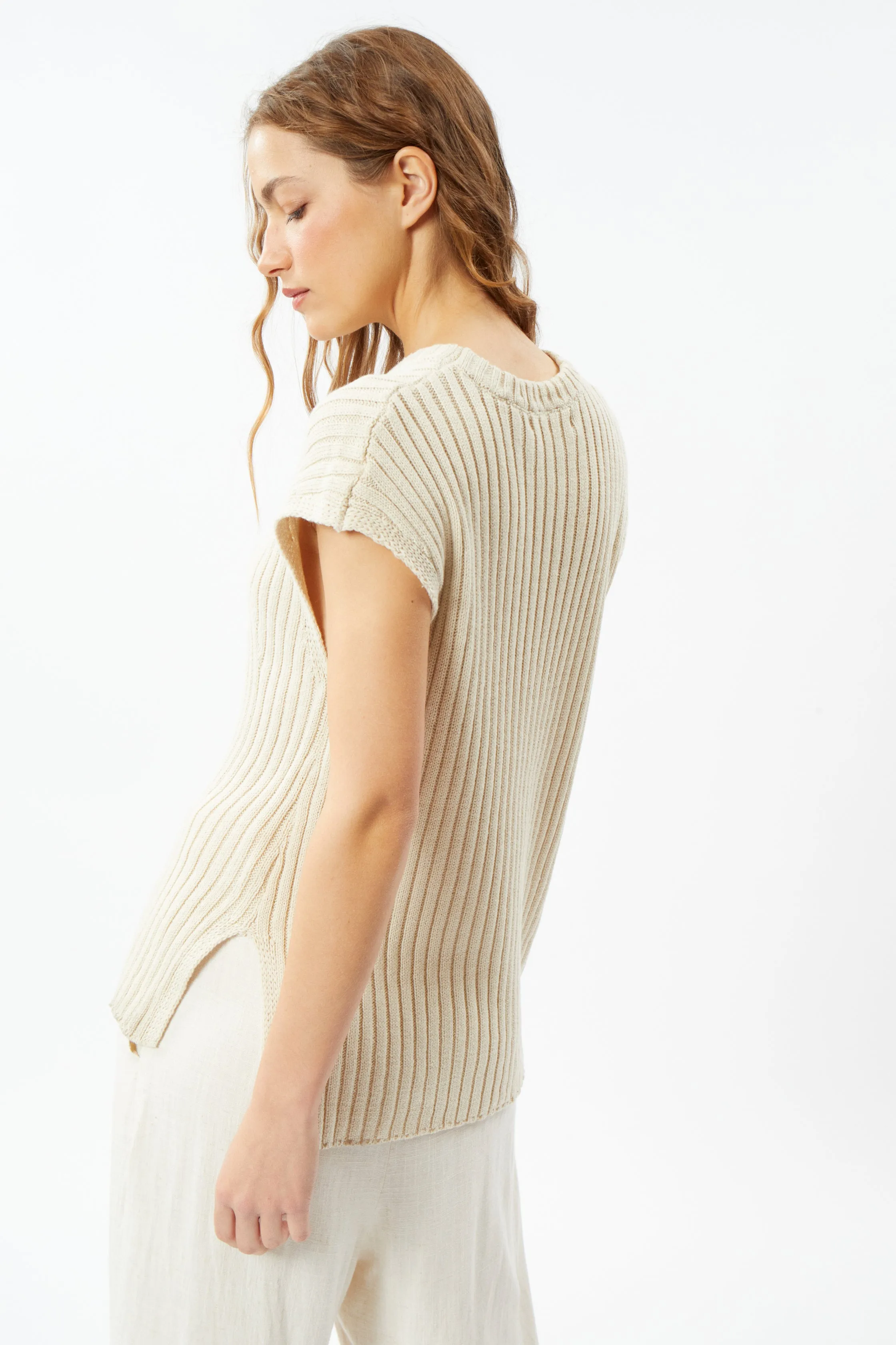 MIGUEL ANGEL  KNITTED VEST