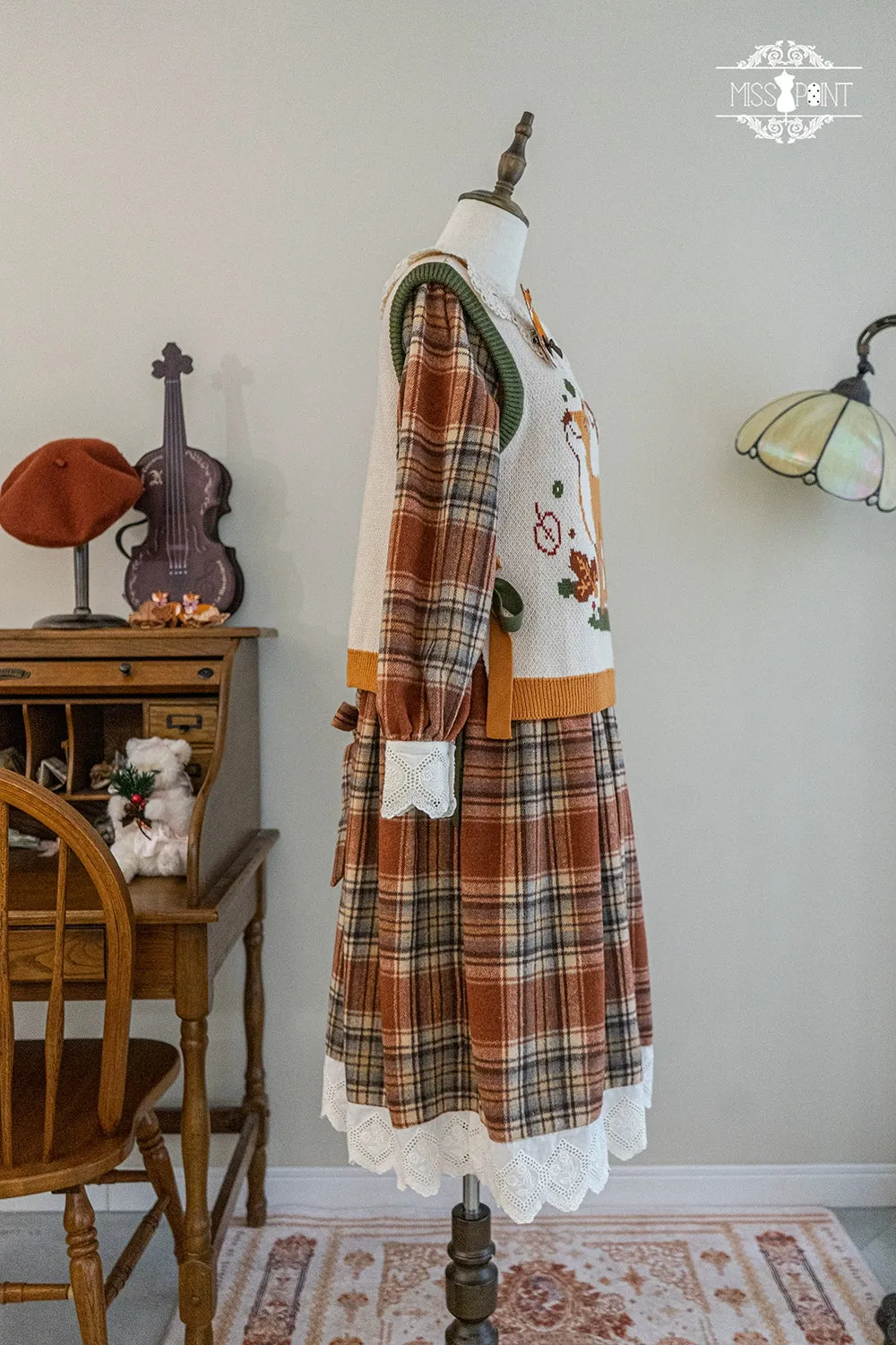 Miss Point~Fat Fox in the Forest~Kawaii Lolita Vest Customized Lolita Sweater