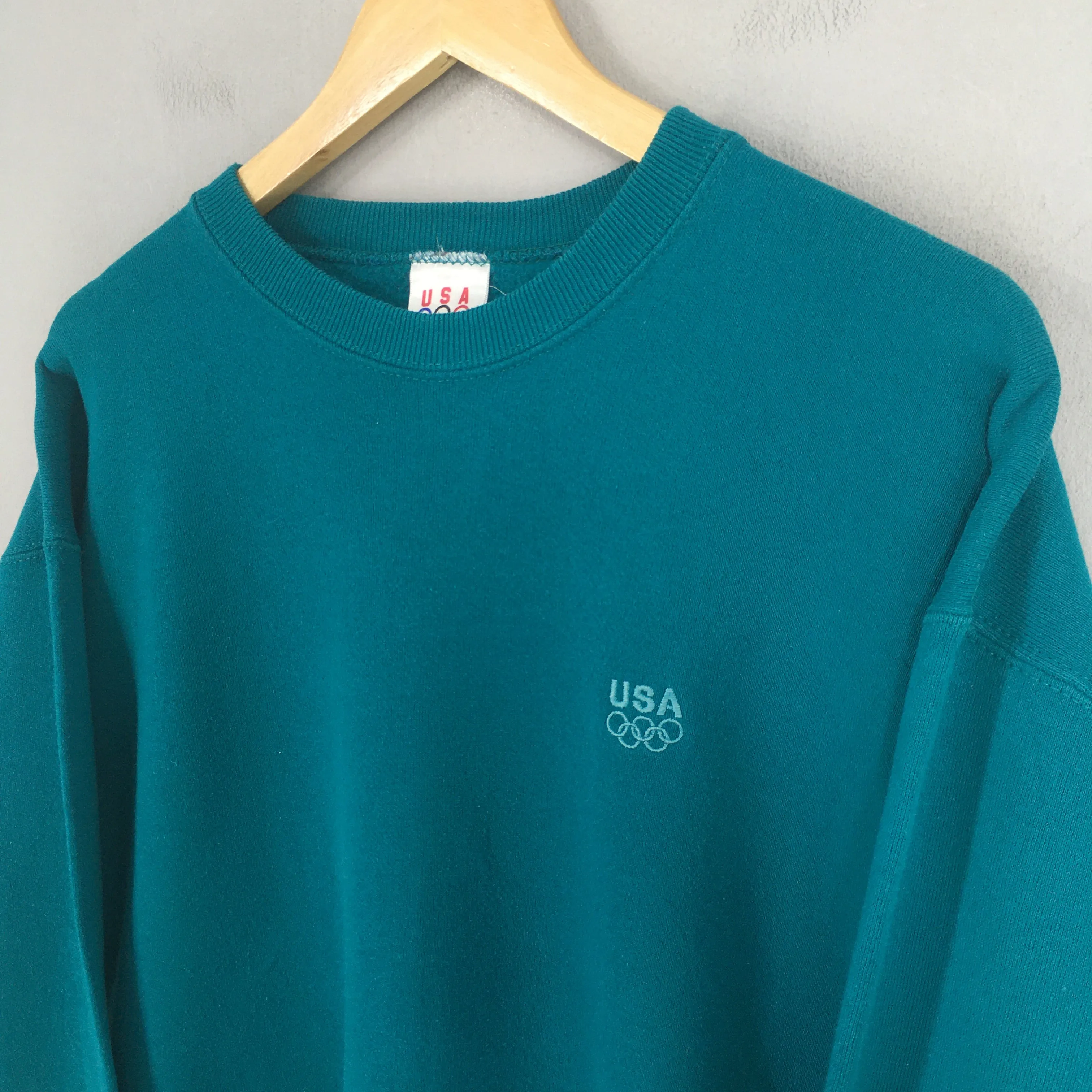 Olympics Summer Games Sweatshirt Large