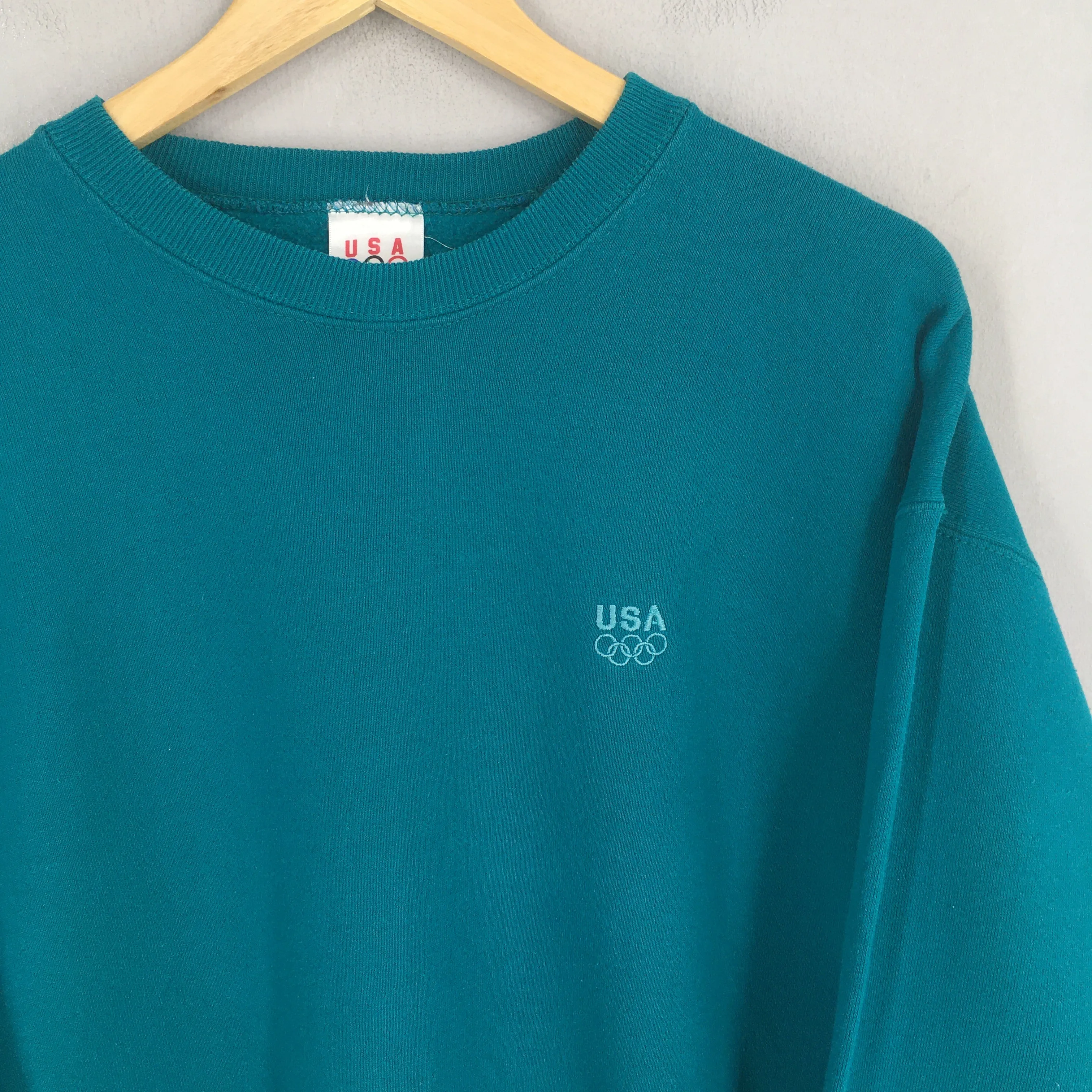 Olympics Summer Games Sweatshirt Large