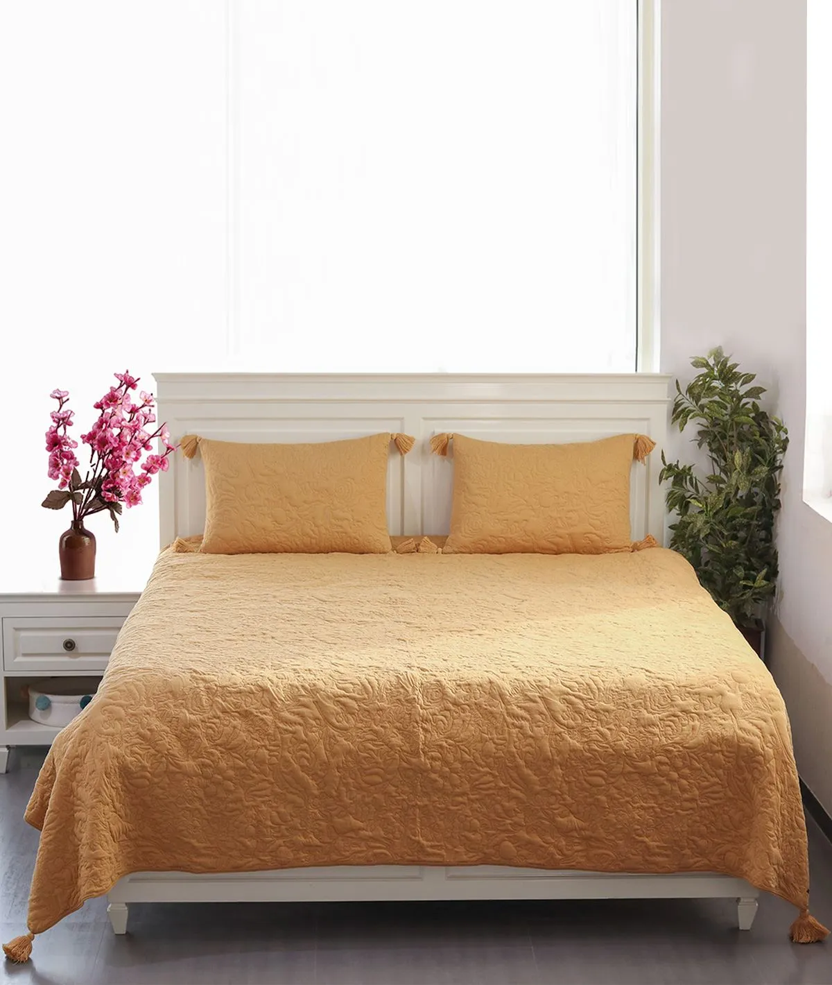 Summer Beauty Medium Beige Melange Color 100% Cotton Knitted King Size Bed Cover with 2 Pillow Cover Set