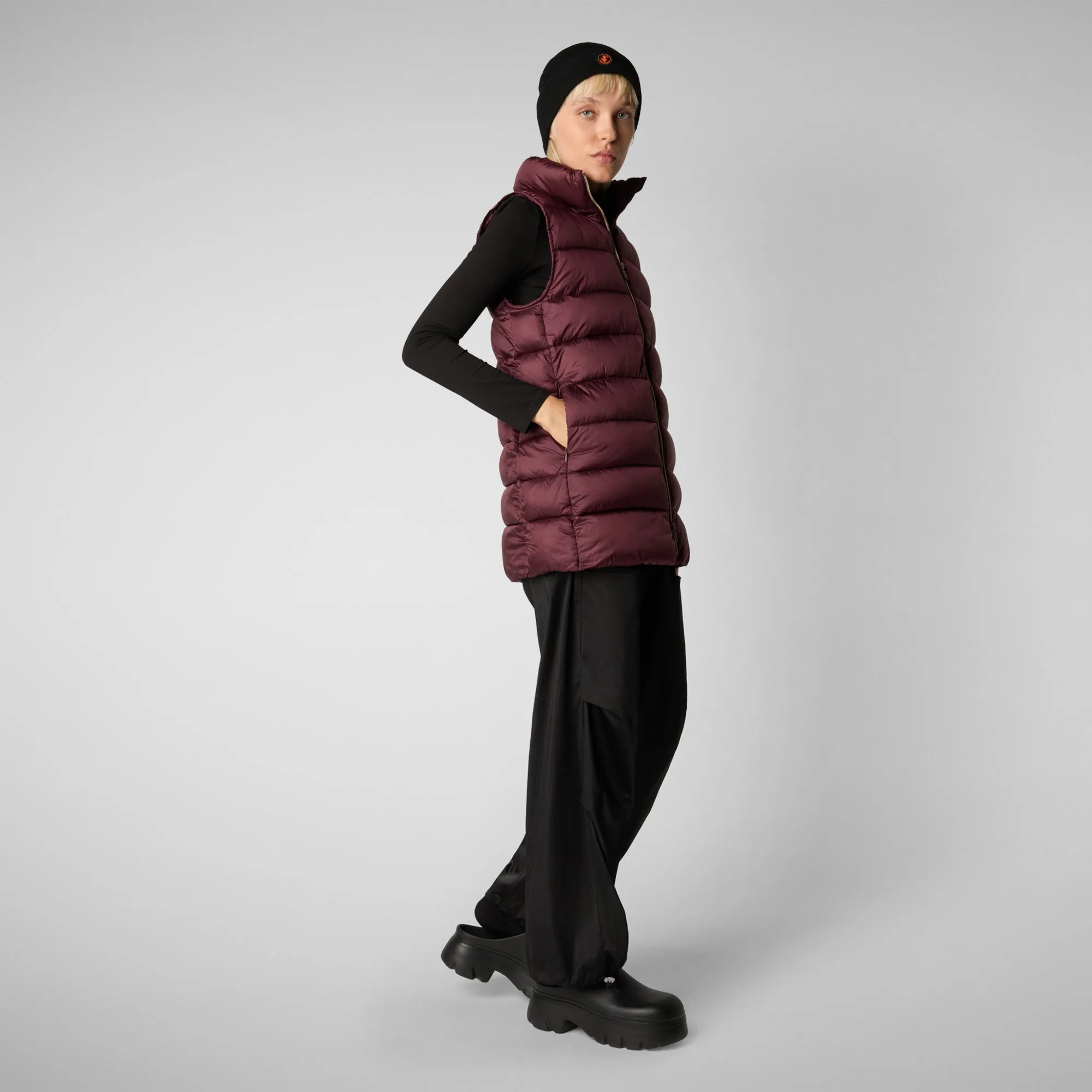Women's quilted vest Coral in Burgundy Black