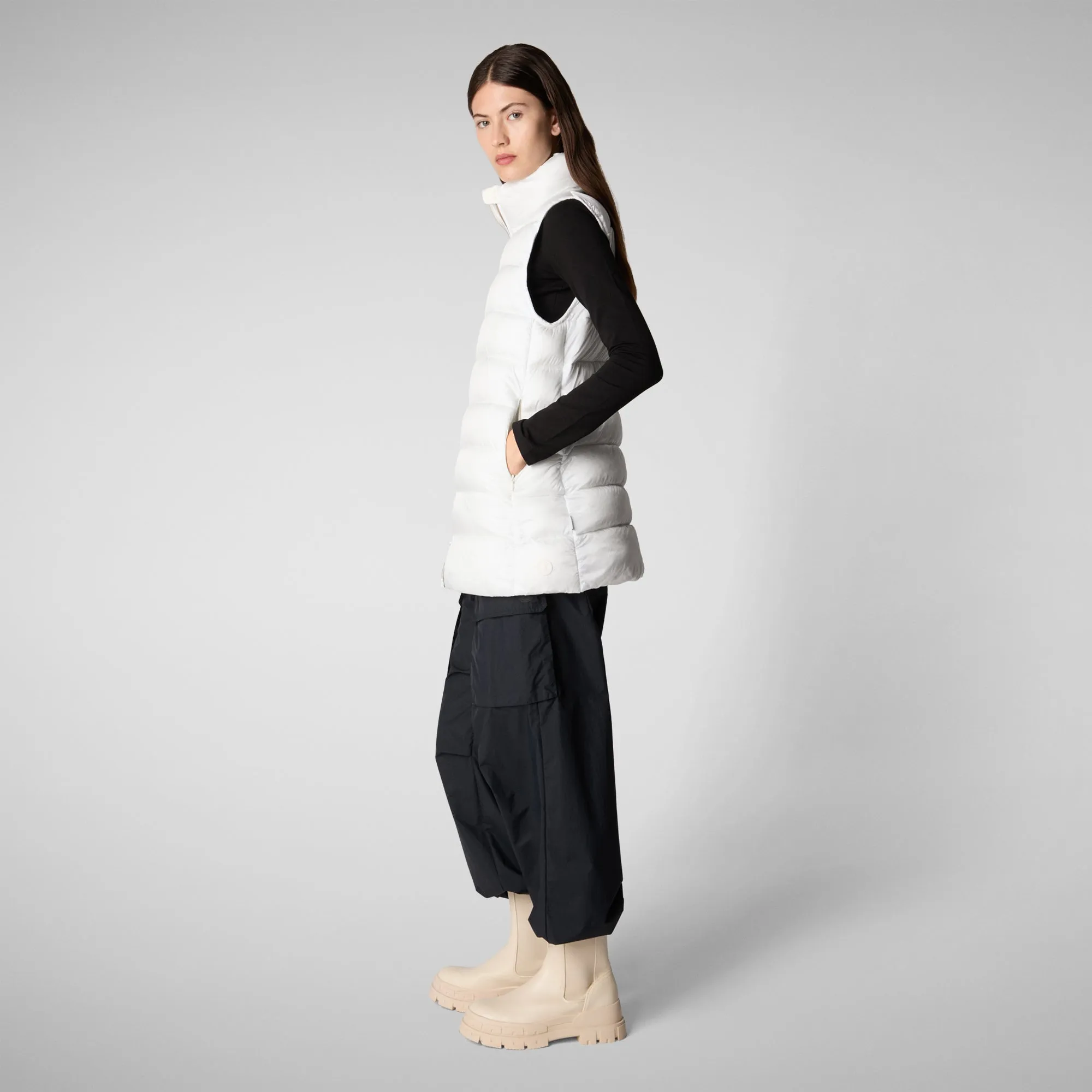 Women's quilted vest Coral in Off White